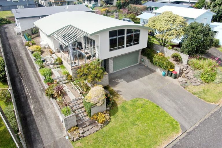 Photo of property in 5a Hillview Road, Waihi Beach, 3611