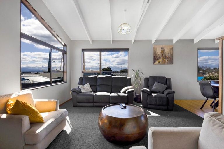 Photo of property in 7 Green Lane, Hawera, 4610