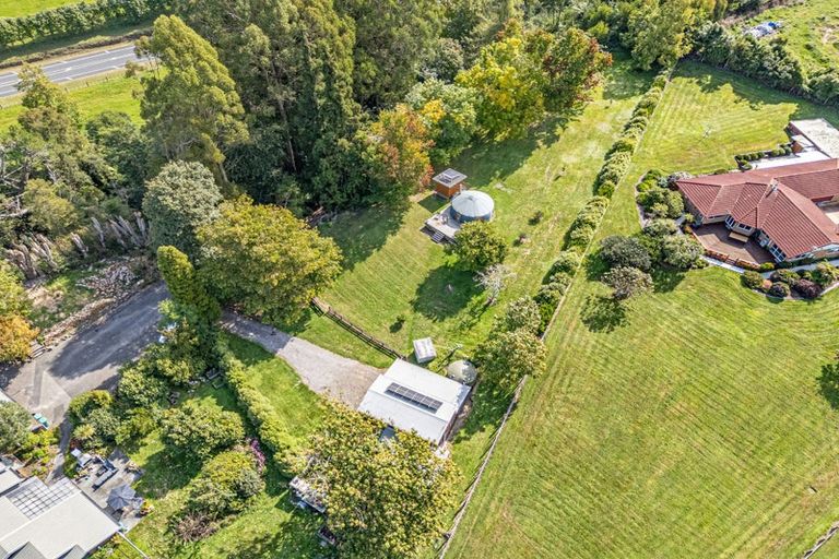 Photo of property in 94a Tauranga Direct Road, Hamurana, Rotorua, 3096