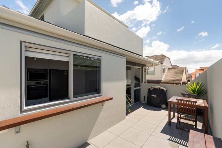 Photo of property in 7b Victoria Road, Mount Maunganui, 3116
