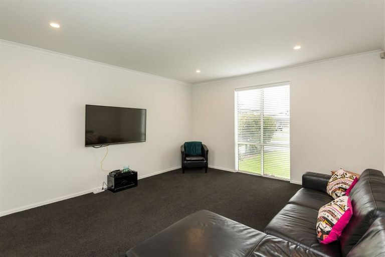 Photo of property in 4 Hineaari Street, Marshland, Christchurch, 8083
