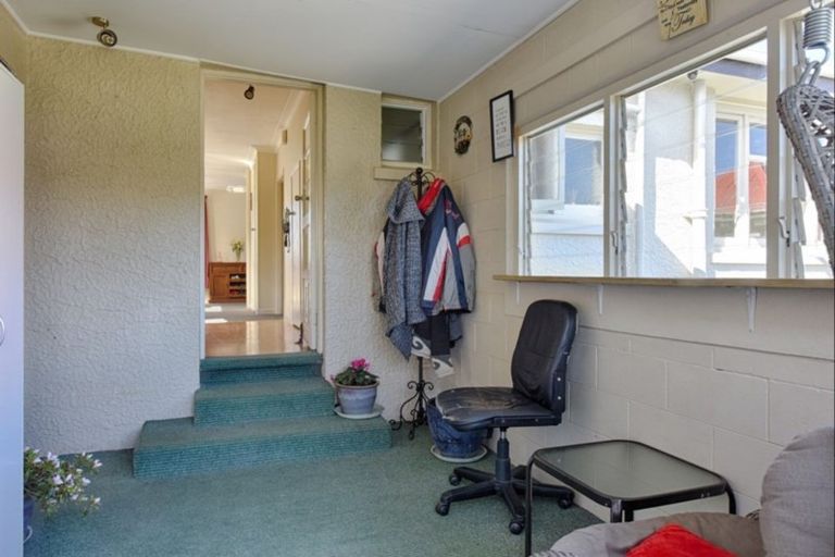 Photo of property in 5 Rock Street, East Gore, Gore, 9710