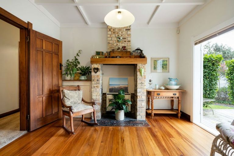 Photo of property in 10 East Street, Claudelands, Hamilton, 3214