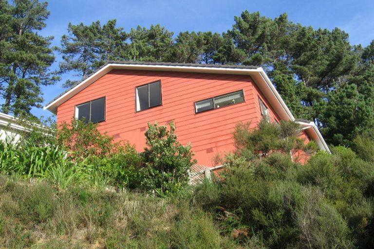 Photo of property in 32a Dalton Grove, Stokes Valley, Lower Hutt, 5019