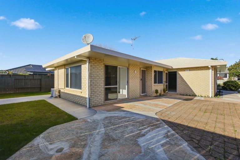 Photo of property in 10 Stableford Drive, Pyes Pa, Tauranga, 3112