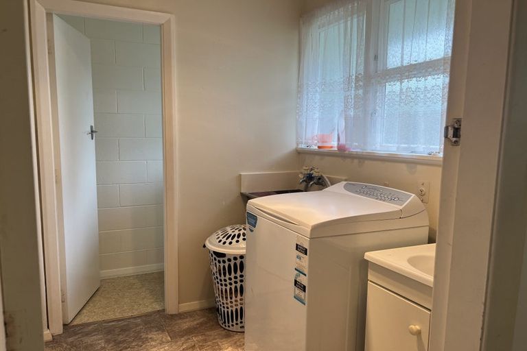 Photo of property in 451 Featherston Street, Palmerston North, 4414