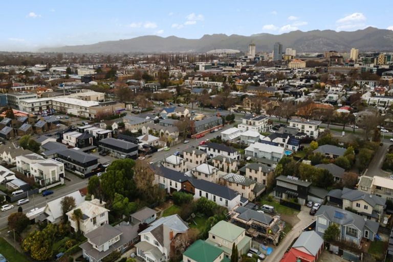 Photo of property in 3/27 Springfield Road, St Albans, Christchurch, 8014