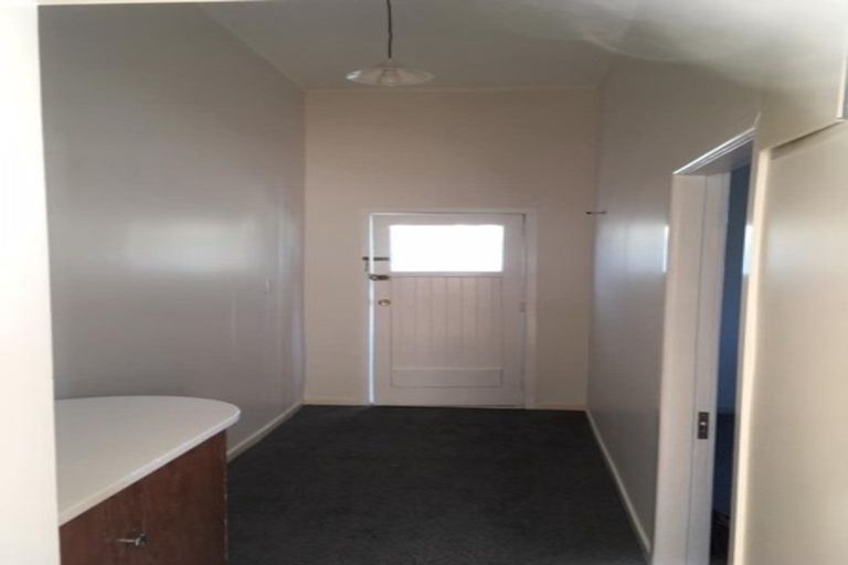 Photo of property in 73 Wilson Street, Newtown, Wellington, 6021