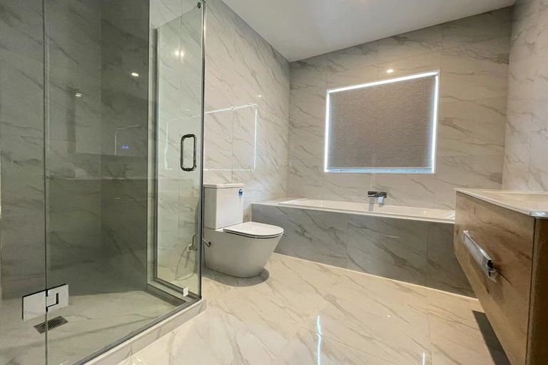 Photo of property in 4 Croatia Avenue, Huapai, Kumeu, 0810