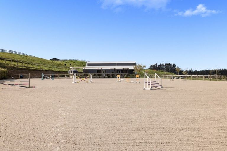 Photo of property in 16 Betty May Drive, Pyes Pa, Tauranga, 3173