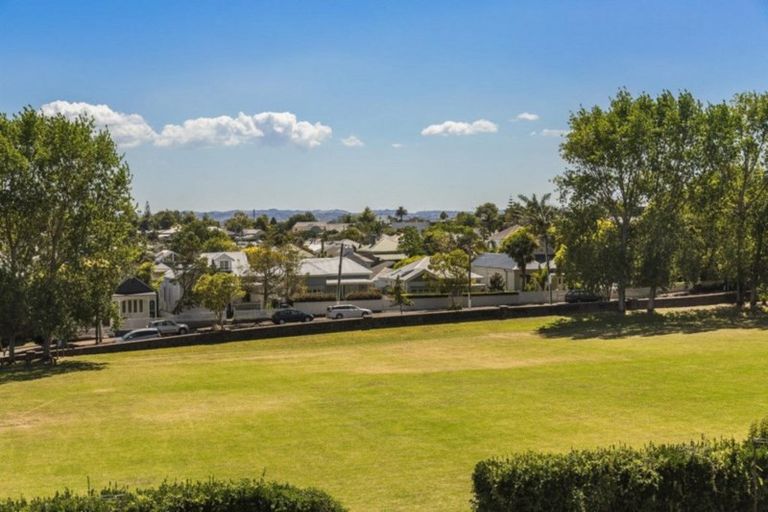 Photo of property in 17 Blake Lane, Dairy Flat, Albany, 0794