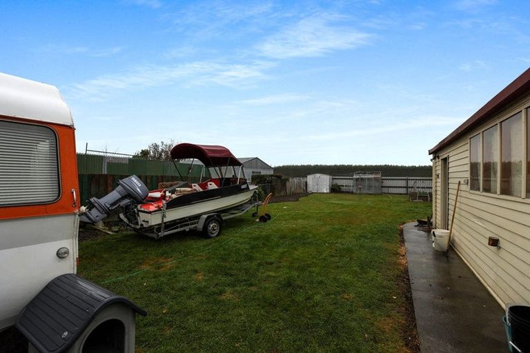 Photo of property in 25 Grove Street, Tinwald, Ashburton, 7700