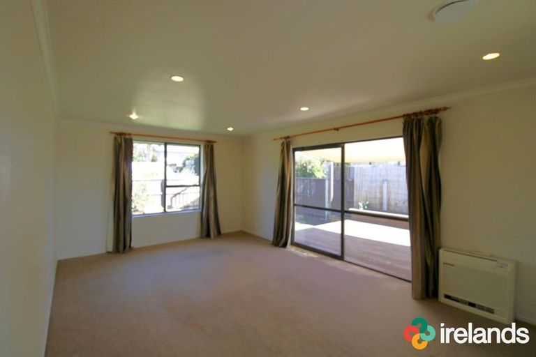 Photo of property in 45 Woodbury Street, Russley, Christchurch, 8042
