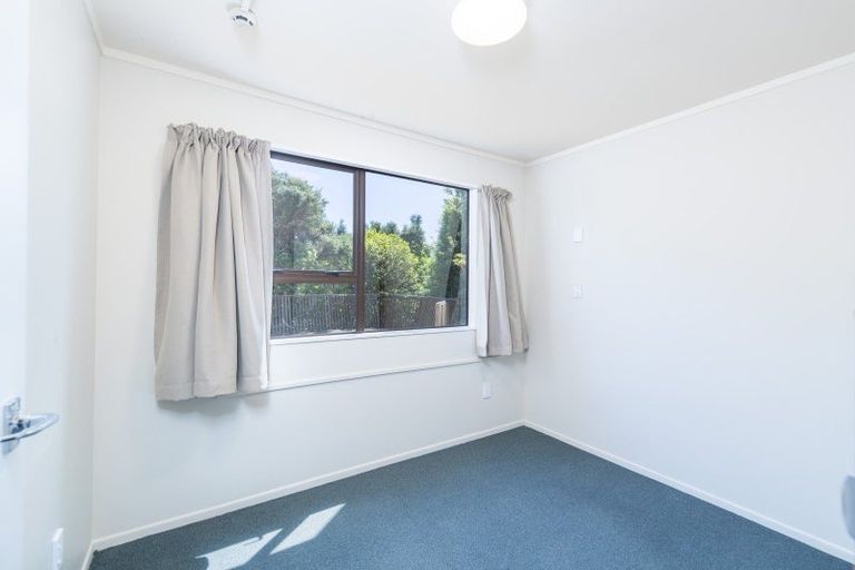 Photo of property in 22 Exploration Way, Whitby, Porirua, 5024