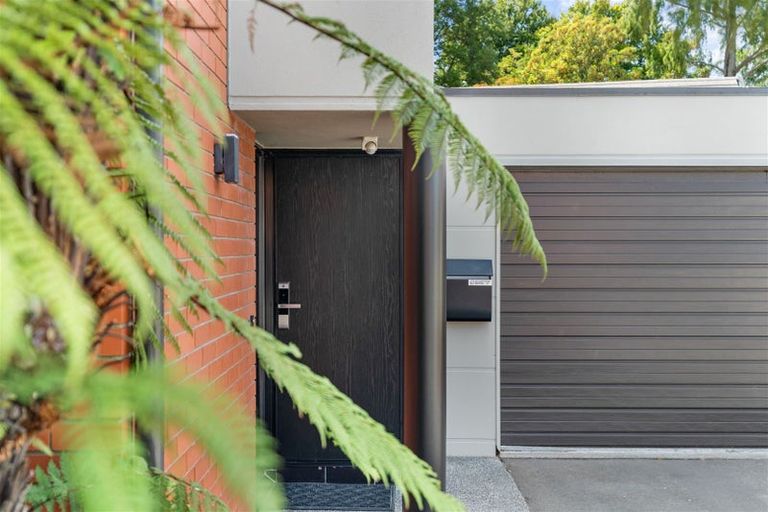 Photo of property in 10 Haineswood Lane, Sockburn, Christchurch, 8042