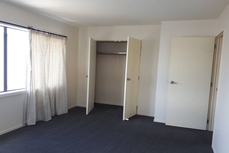 Photo of property in Krisley Court, 7/6 Ambrico Place, New Lynn, Auckland, 0600