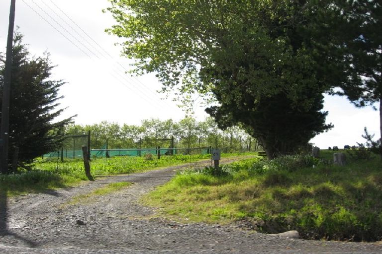 Photo of property in 69 Trig Road, Whenuapai, Auckland, 0618