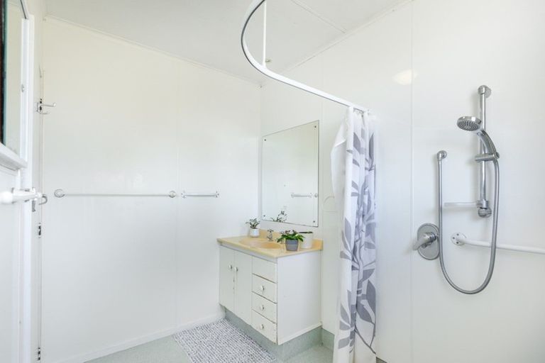 Photo of property in 38 Folkestone Drive, Flaxmere, Hastings, 4120