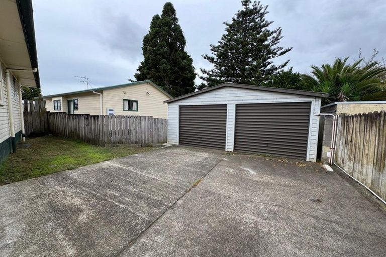 Photo of property in 12 Friedlanders Road, Manurewa, Auckland, 2102