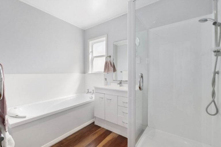 Photo of property in 13 Richmond Street, Petone, Lower Hutt, 5012