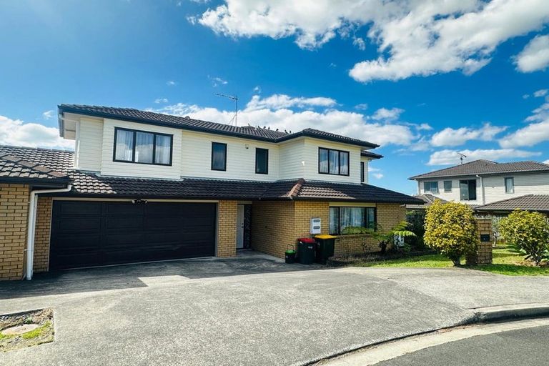 Photo of property in 5 Drumbeg Close, Flat Bush, Auckland, 2019