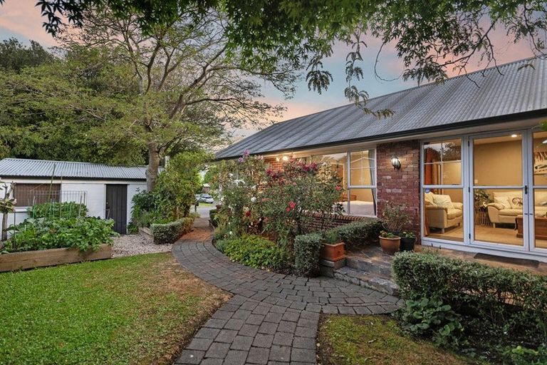 Photo of property in 4 Raxworthy Street, Ilam, Christchurch, 8041