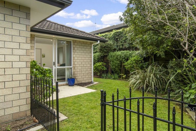 Photo of property in 27 Galloway Crescent, Pyes Pa, Tauranga, 3112