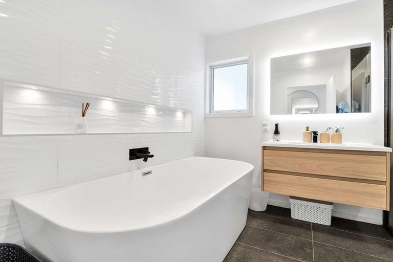 Photo of property in 8 Watarawi Place, Whakatane, 3120