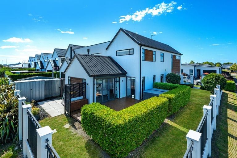 Photo of property in 16 Durell Lane, Halswell, Christchurch, 8025