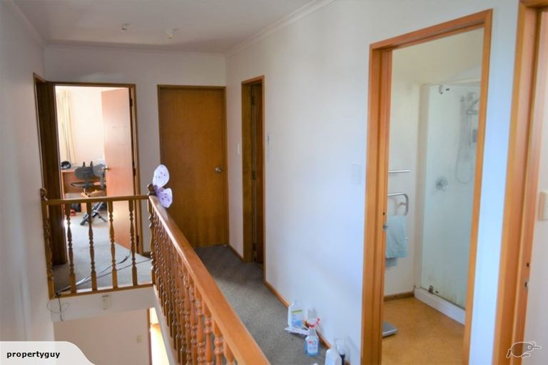 Photo of property in 16 Sayers Crescent, Ilam, Christchurch, 8041