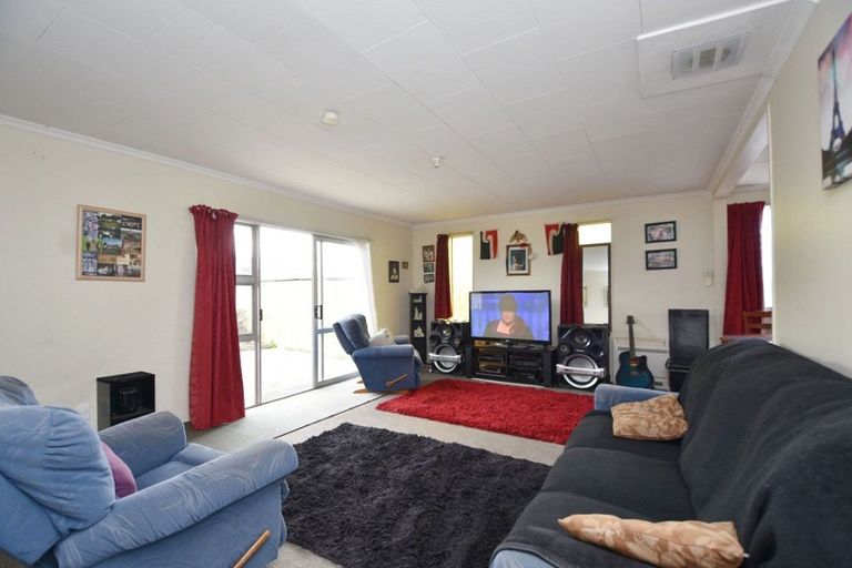 Photo of property in 82 Dunbeath Place, Kew, Invercargill, 9812
