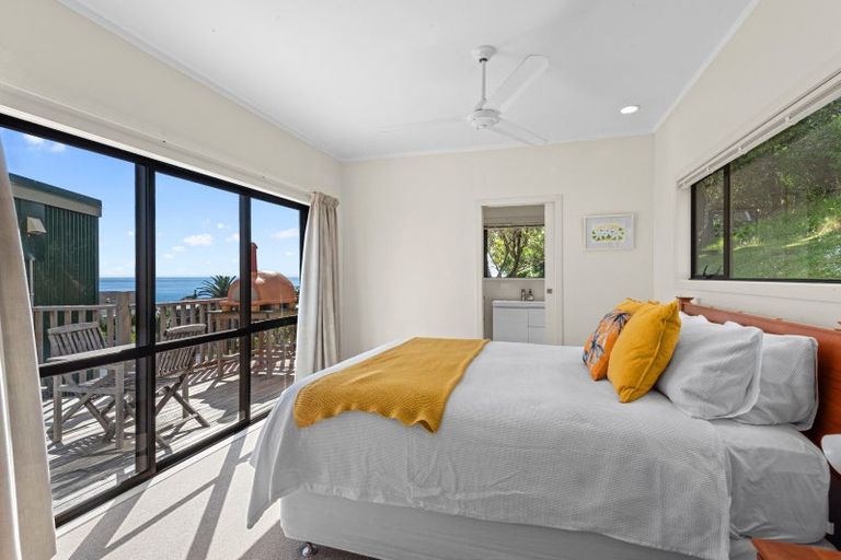 Photo of property in 29 Rewa Place, Russell, 0202