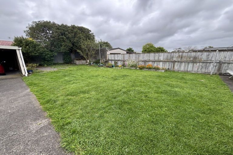 Photo of property in 8 Stephens Crescent, Highbury, Palmerston North, 4412