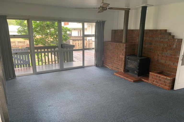 Photo of property in 109 Swanson Road, Henderson, Auckland, 0610