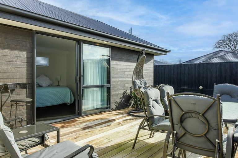 Photo of property in 16 Quinn Crescent, Woodend, 7610