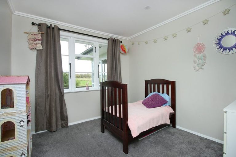 Photo of property in 32 Mccardle Road, Pahiatua, 4984