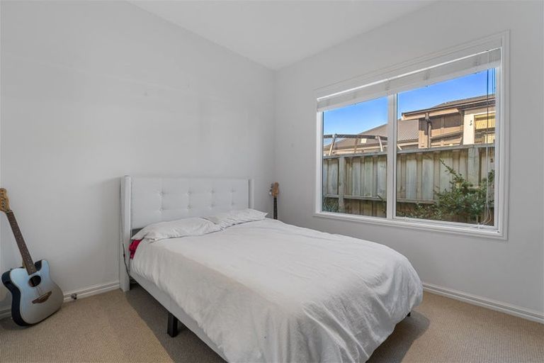 Photo of property in 16 Astelia Lane, Papamoa Beach, Papamoa, 3118