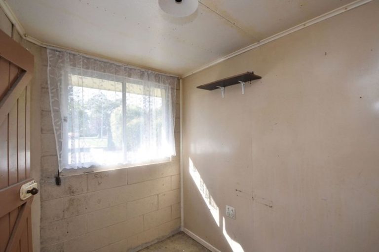 Photo of property in 12 Great North Road, Winton, 9720