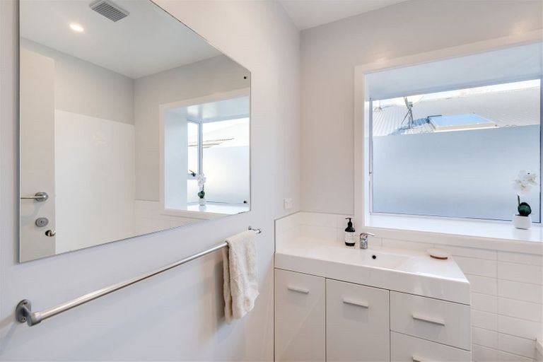 Photo of property in 26 Mersey Street, St Albans, Christchurch, 8014