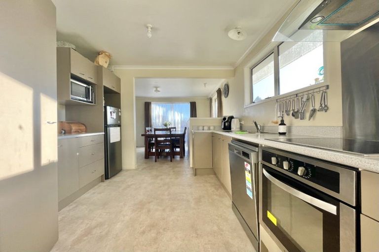 Photo of property in 12 Tawa Place, Tokoroa, 3420