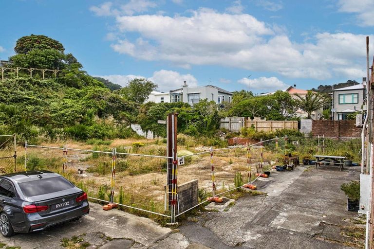 Photo of property in 305a Mansfield Street, Newtown, Wellington, 6021