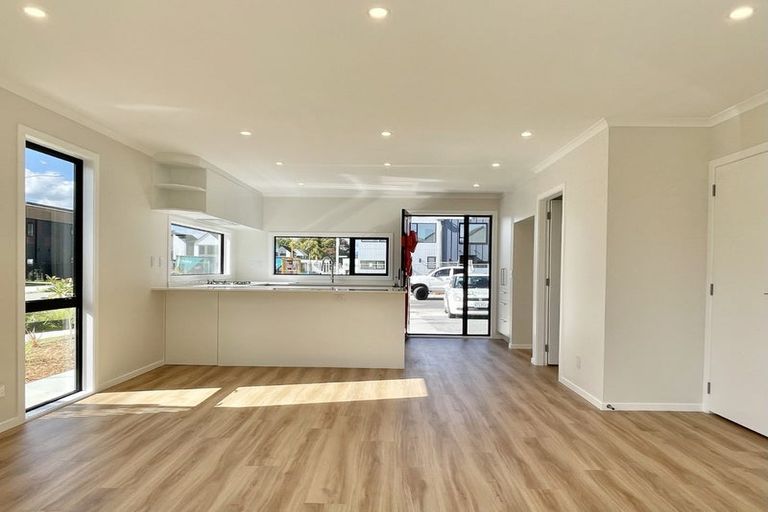 Photo of property in 23 Doug Jensen Street, Wallaceville, Upper Hutt, 5018