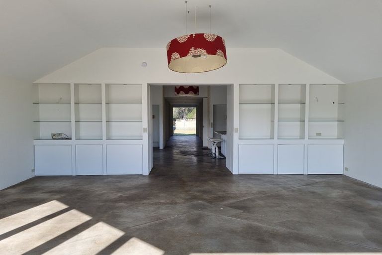 Photo of property in 70 Grays Road, Yaldhurst, Christchurch, 8042