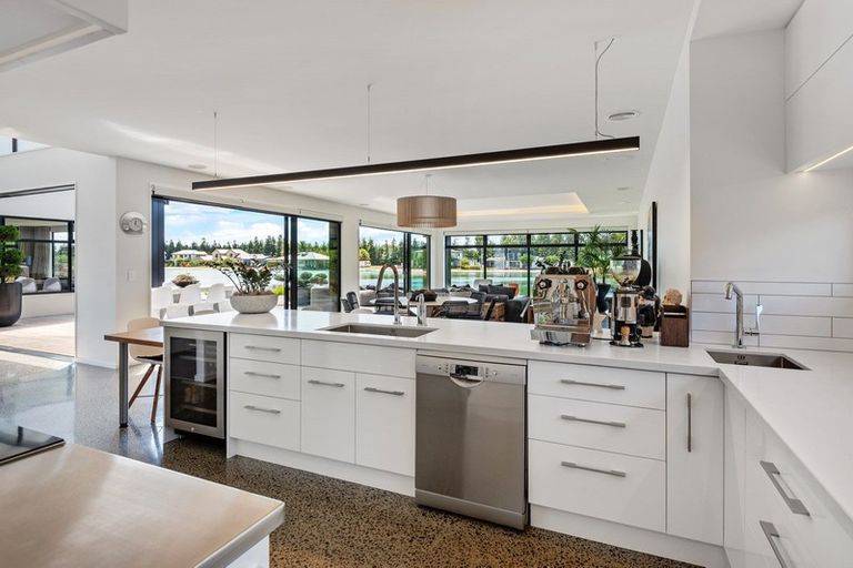 Photo of property in 34 Oakgrove Drive, Rangiora, 7400