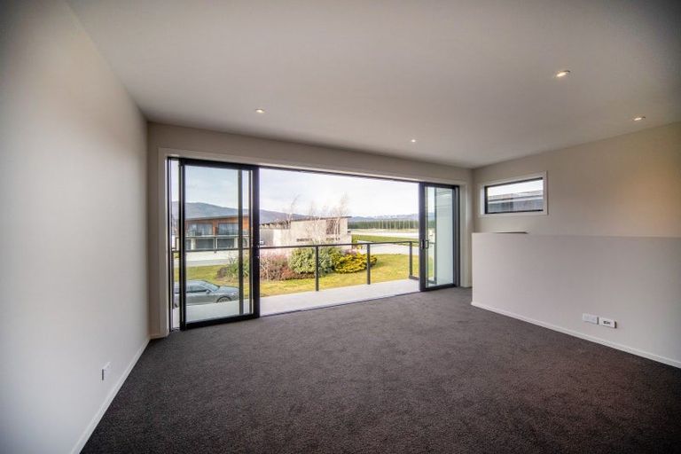 Photo of property in 10 Le Mans Grove, Cromwell, 9384