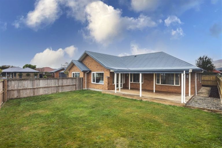 Photo of property in 24 Ti Rakau Drive, Woolston, Christchurch, 8023