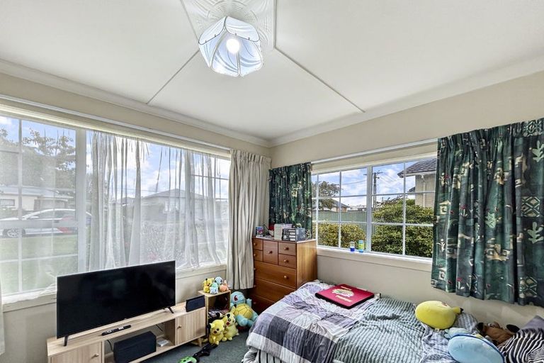 Photo of property in 25 Huia Street, Waikiwi, Invercargill, 9810