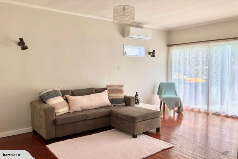 Photo of property in 1/40 Nile Road, Milford, Auckland, 0620