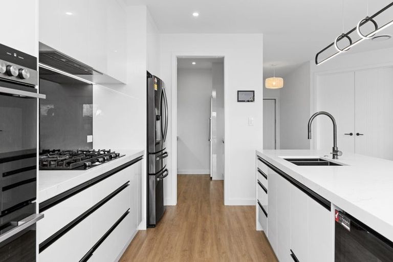 Photo of property in 54 Pelorus Avenue, Poraiti, Napier, 4112