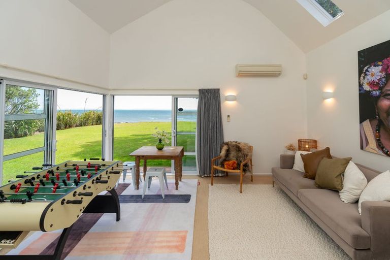 Photo of property in 55 Wharemauku Road, Raumati Beach, Paraparaumu, 5032